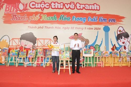 Thi vẽ tranh 'Thành phố Thanh Hóa trong trái tim em'