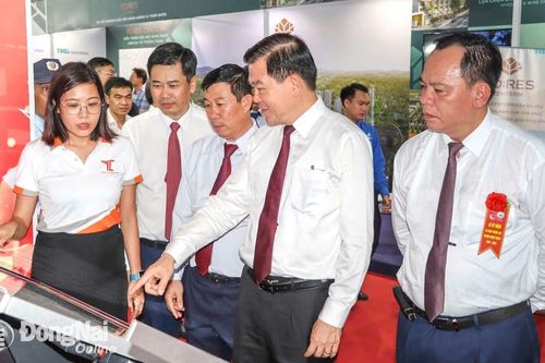 Ứng dụng công nghệ trải nghiệm thực tế tìm hiểu về huyện Nhơn Trạch