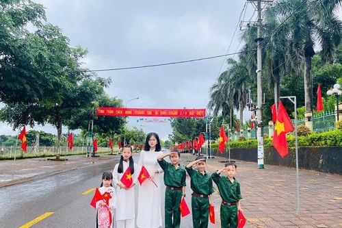 Người trẻ Gia Lai bắt 'trend' mừng Quốc Khánh 2-9