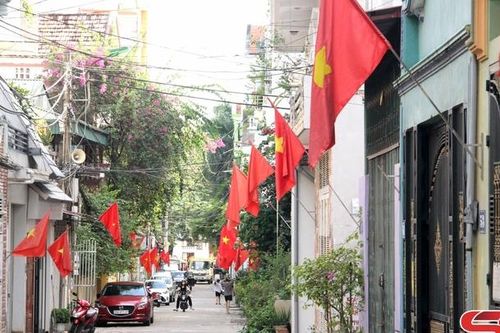 Lan tỏa tình yêu lá cờ Tổ quốc