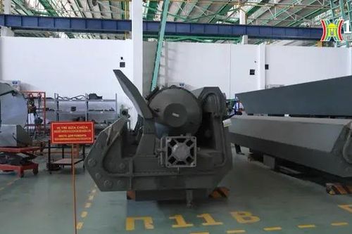 Khám phá 'bệnh viện' tên lửa hiện đại nhất Việt Nam