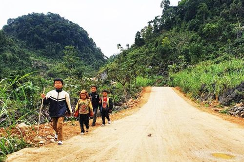 Hà Quảng huy động nguồn lực xây dựng kết cấu hạ tầng phát triển kinh tế