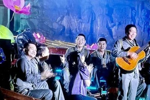 Xúc động chương trình cầu truyền hình kỷ niệm 70 năm Hiệp định Genève và Chuyến tàu tập kết