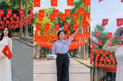 Bạn trẻ chụp ảnh cùng cờ Tổ quốc lan tỏa tình yêu đất nước
