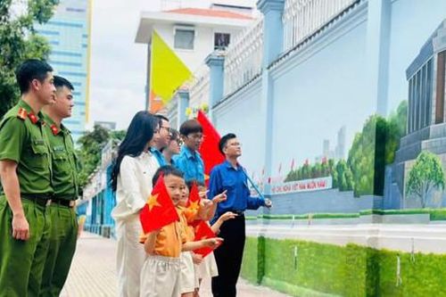 Có một 'Quảng trường Ba Đình' giữa thành phố Hồ Chí Minh