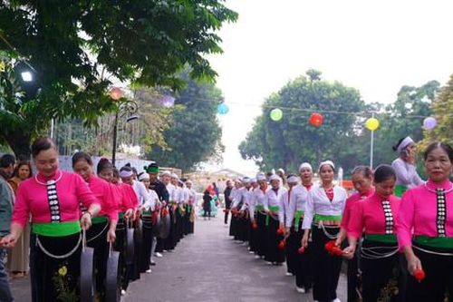 Niềm vui ngày Tết độc lập ở Yên Bình