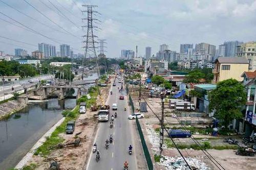 Hà Nội di dời hàng trăm cây xanh mở đường Tam Trinh lên 6 làn xe