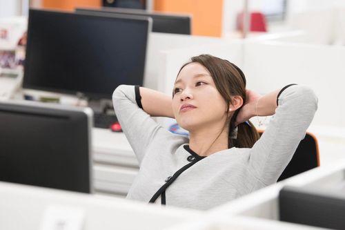 Khó để xoay chuyển văn hóa 'làm việc đến chết' ở Nhật Bản