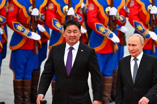 Tổng thống Nga Putin thăm Mông Cổ