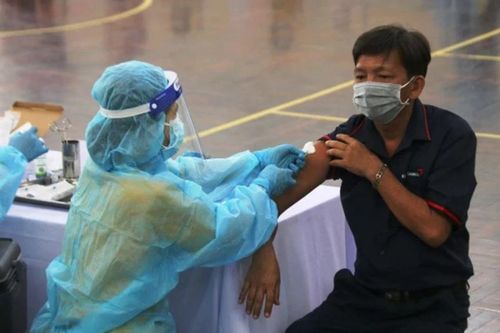 'Ngăn' y bác sĩ nghỉ việc