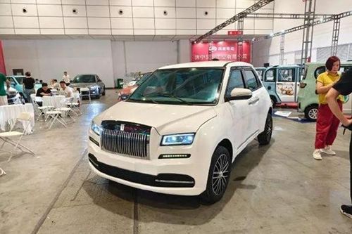 Rolls-Royce 'Tàu nhái' rẻ hơn xe ga Honda SH Mode ở Việt Nam