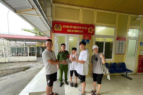 Lào Cai: Công an Sa Pa kịp thời tìm giúp du khách nước ngoài đánh rơi hộ chiếu