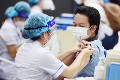 Bộ Y tế đề xuất loạt chế độ phụ cấp cho nhân viên y tế