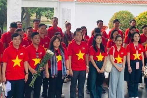 Tri ân các anh hùng, liệt sĩ ở Khu Di tích lịch sử Quốc gia đặc biệt Ngã ba Đồng Lộc