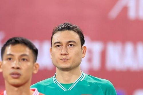 Thủ môn Văn Lâm trả lời truyền thông Nga: Tôi coi mình là người Việt Nam nhiều hơn