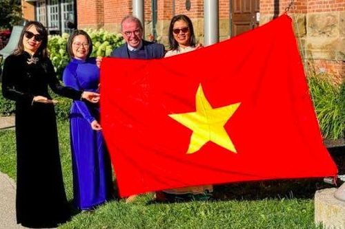 Lan tỏa niềm tự hào Việt Nam tại các thành phố ở Canada