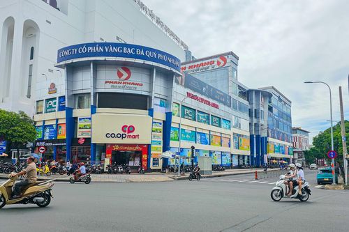 Saigontourist cho thuê 2 khu 'đất vàng', góp vốn kinh doanh sai quy định