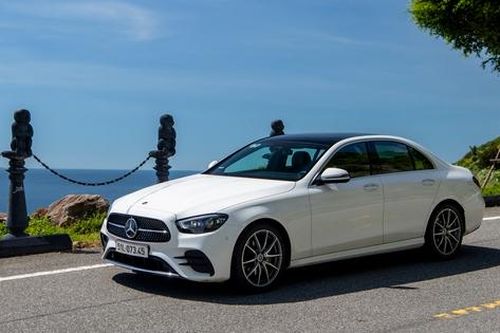 Mercedes-Benz Việt Nam giảm giá hàng loạt mẫu xe