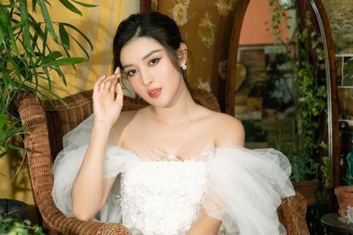Á hậu Huyền My: Từ tiểu thư được cưng chiều đến 'phú bà' sang chảnh của Vbiz