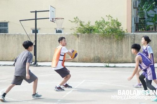 Hơn 100 vận động viên tham gia giải bóng rổ thành phố Lạng Sơn Open Cup 3x3 lần thứ III