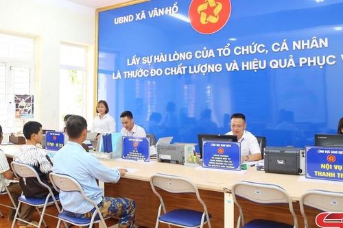 Chính quyền thân thiện, vì nhân dân phục vụ