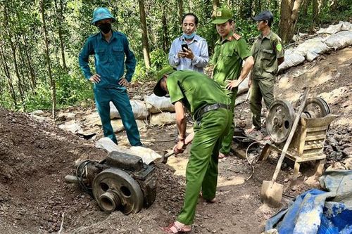 Kinh nghiệm chuyển hóa địa bàn nơi có mỏ vàng Bồng Miêu