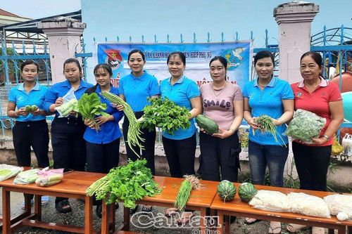 Tạo điều kiện cho phụ nữ dân tộc phát triển