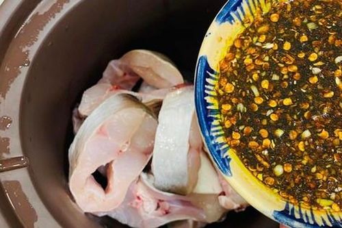 Cách làm món cá hú kho tộ ngon như nhà hàng đẳng cấp 5 sao
