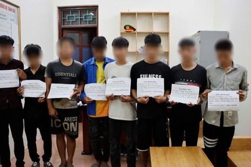 Hai nhóm ẩu đả trong đêm khiến một thiếu niên tử vong