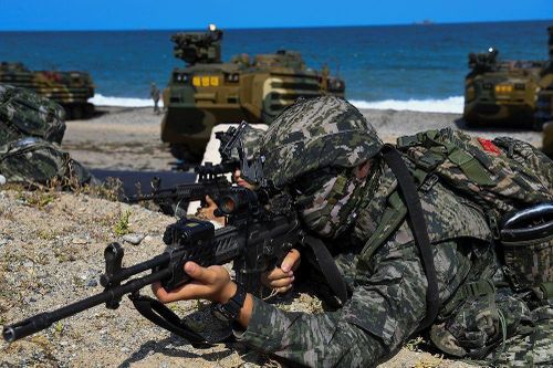 Quân đội Mỹ và Hàn Quốc tập trận đổ bộ đường biển quy mô lớn