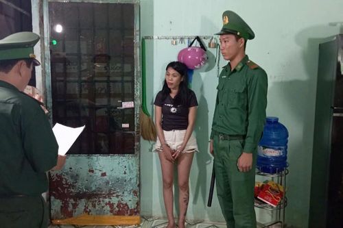 Bộ đội Biên phòng Bà rịa - Vũng Tàu bắt 'nóng' 2 đối tượng mua bán ma túy