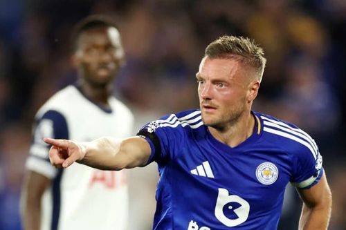 Leicester City thoát án phạt