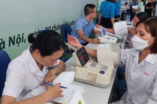 Xây dựng gia đình, chăm lo con của người lao động là hoạt động trọng tâm