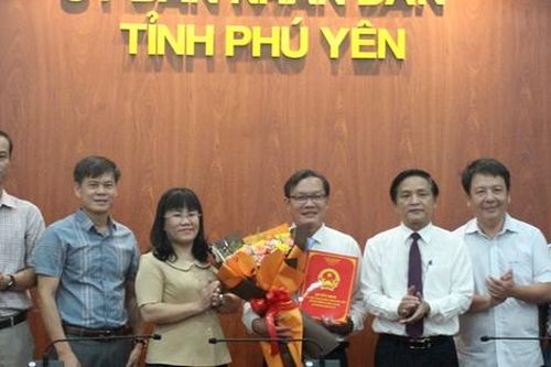 Bổ nhiệm Trưởng phòng Tổng hợp giữ chức Phó Chánh Văn phòng UBND tỉnh