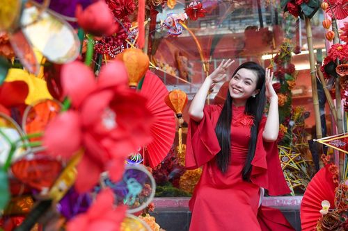 Phố Hàng Mã rực rỡ sắc màu Trung thu