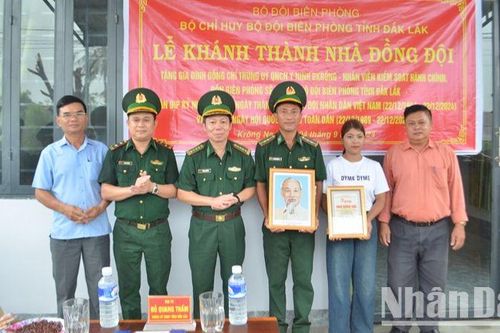 Khánh thành 'Nhà đồng đội' tặng gia đình quân nhân có hoàn cảnh khó khăn ở Đắk Lắk