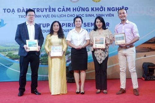 Truyền cảm hứng khởi nghiệp trong lĩnh vực du lịch cho học sinh, sinh viên