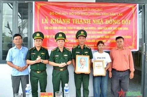 Bộ đội Biên phòng tỉnh Đắk Lắk: Khánh thành 'Nhà đồng đội' tặng gia đình quân nhân có hoàn cảnh khó khăn