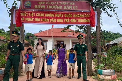 Chuẩn bị hành trang cho học sinh nơi biên giới bước vào năm học mới