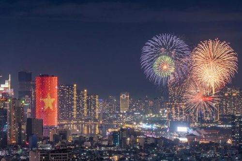 Du lịch TP HCM, Hà Nội bội thu dịp 2/9