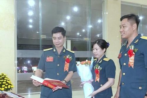 Vươn tới đỉnh cao khoa học