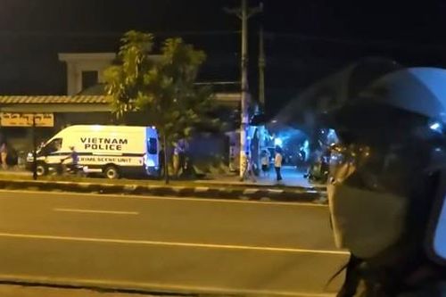 Thanh niên sát hại bạn gái rồi ôm bình gas cố thủ trong phòng trọ