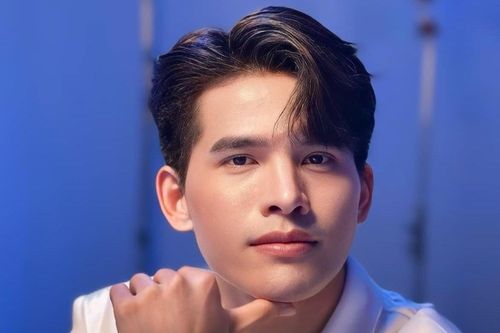 Nam ca sĩ không về ăn Tết với mẹ, chẳng ngờ là mùa xuân cuối cùng