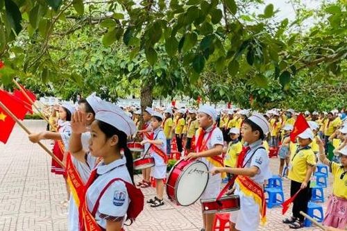 Bài phát biểu khai giảng năm học mới của lãnh đạo UBND xã đầy đủ, dễ viết