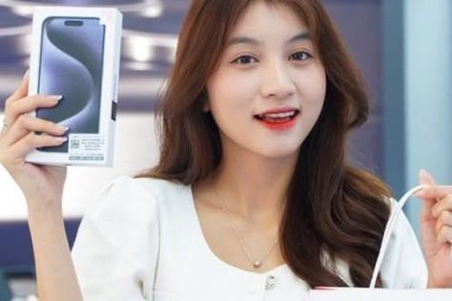 iPhone 15 và Xiaomi 14: Chiếc flagship nhỏ gọn nào đáng mua hơn?