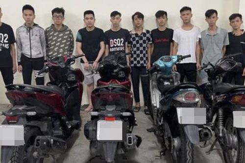 2 nhóm thanh niên hỗn chiến kinh hoàng vì 1 triệu đồng