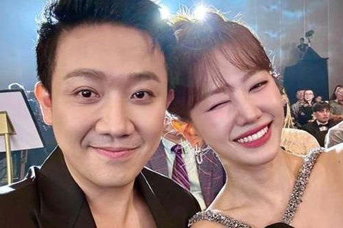 Hari Won vừa tậu nhẫn kim cương cỡ khủng sau vụ 'bị trộm' khi qua nước ngoài?