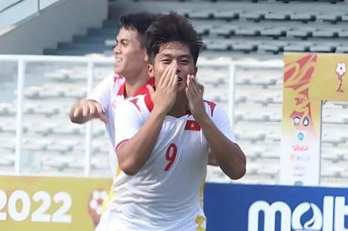 U22 Việt Nam thua đáng tiếc trước U22 Trung Quốc: Đình Bắc bỏ lỡ 'cơ hội vàng'