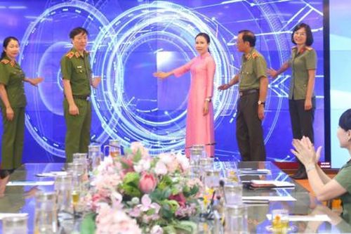 Phát động Hội thi 'Cán bộ Hội phụ nữ cơ sở giỏi lực lượng Công an nhân dân'