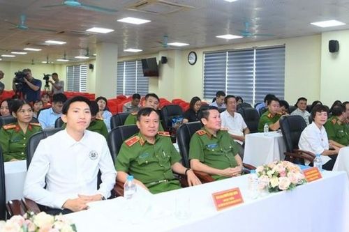Cầu thủ Đoàn Văn Hậu lan tỏa thông điệp 'nói không với ma túy' từ Cuộc thi Trường học không ma túy